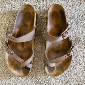 Multistrap Birkenstocks